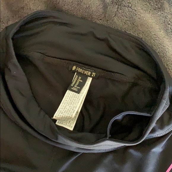 Forever 21 Capri Workout Leggings - Picture 4 of 4